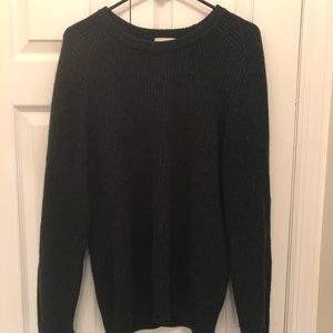 Club Monaco Oversized Cable-Knit Sweater